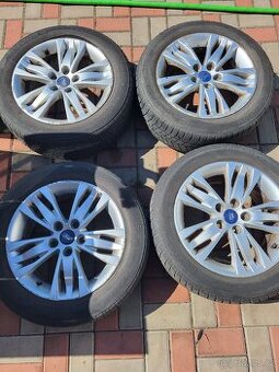 Original Alu kola Ford Focus mk3 + zimní pneu na dojetí