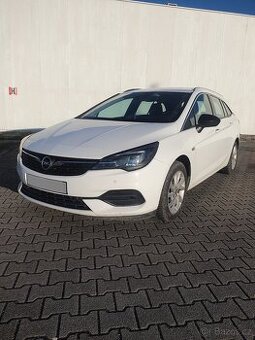 OPEL ASTRA SPORT TOURER 1.5 DIESEL 122 KONÍ 2022