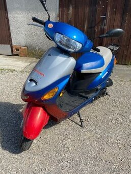 Skútr 50 CCM