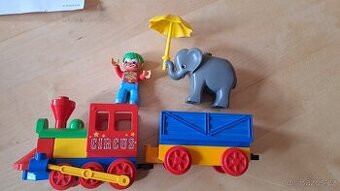 Lego duplo vláčky