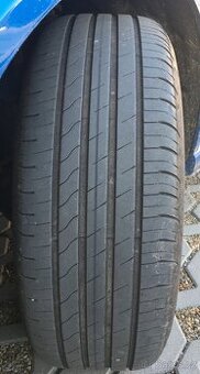 Letní pneu 215/55 R17 Goodyear Effic Performance 2