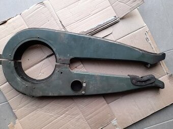 Kryt řetězu Jawa 250 Švéd