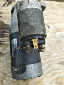 Nissan Patrol 2.8td startér.