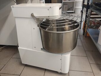 Hnětač těsta 30l / hnětací stroj