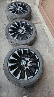 Alu kola 5x112 R17 zimní pneu DOT24 Škoda Superb - 1