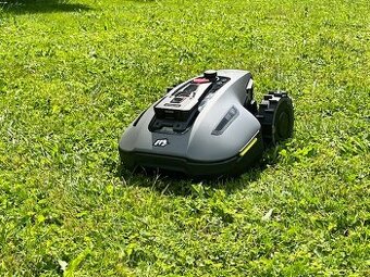 Robotická sekačka Mammotion YUKA mini 800 SLEVA