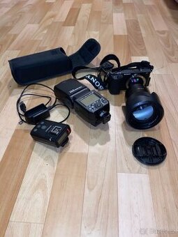 Prodám fotoaparát Sony A6400 s příslušenstvím