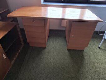 Psací stůl se zásuvkami a skříňkou