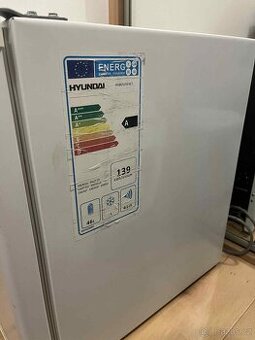 Hyundai lednička model RSB050WW7