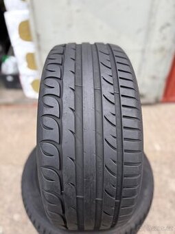 Prodám sadu letnich pneu 235/45/17