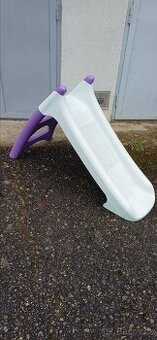 Dětská skluzavka na zahradu