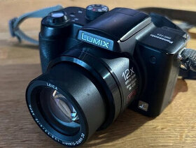Prodám Panasonic Lumix DMC-FZ5 digitální fotoaparát