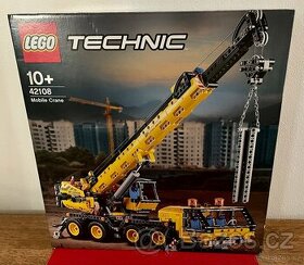 Lego 42108 Mobile Crane - 1
