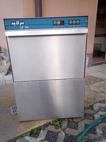 myčka - 1