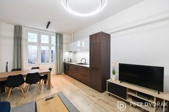 Prodej 4+kk 90 m2 Sokolovská, Praha - Karlín, ev.č. 00836