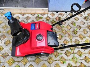 2-stupňová sněžná fréza Toro 38273 Power Lite