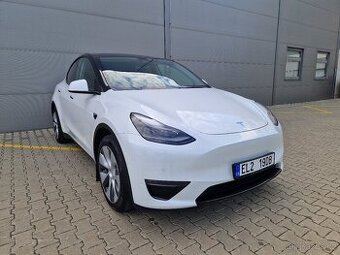 Tesla model Y, 4x4, Long Range, tažné, DPH, Tesla záruka