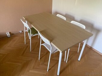 Jidelni stul + 4 zidle