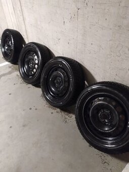 Zimní kola 4x 205/55 R16 Škoda Scala (disky+pneu)