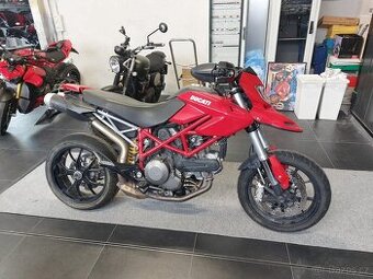 Ducati Hypermotard 796 (2011) nádherný kousek
