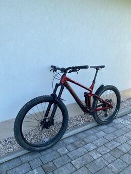 Trek Remedy 7 27,5” vel.L model 2021 - 2022