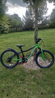 Specialized Hotrock kolo 20