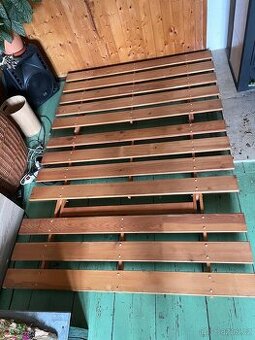 Gauč (rošt pro futon)