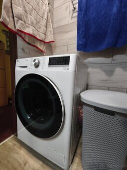 Pračka LG na 9kg