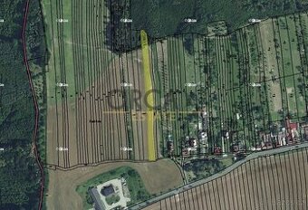 Prodej 0,15 ha pozemků v podílovém spoluvlastnictví v k.ú. V - 1