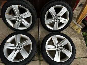 215/45/16 Škoda Fabia, Rapid zimní komplet