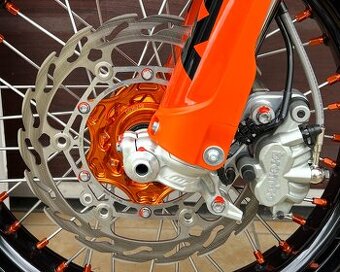 Ktm EXC/ sx brembo strmen, kotuc set