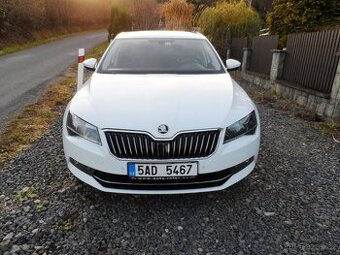 Škoda Superb 2.0 TDI 110 KW Xenon,Zachovalé,Koupeno v ČR