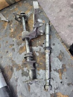 Yamaha XT 600 2KF 3AJ přední zadní osa kola