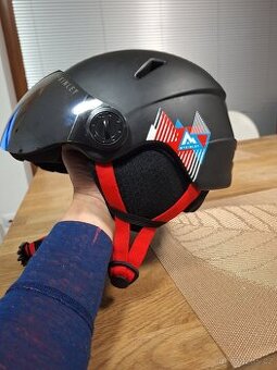 Lyžařská helma MxKinley vel . S