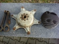 ojnice jawa 250,čz skůtr kolo,hlava čz 150