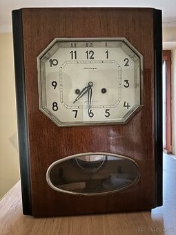 mechanické kyvadlové hodiny Jantar, Янтарь, bijící