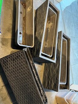 3x kvetinac + 3x vsazovaci kvetinac