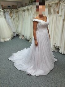 Nádherné svatební šaty - 1