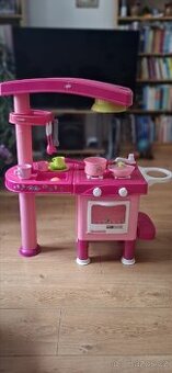 Dětská kuchyňka s příslušenstvím