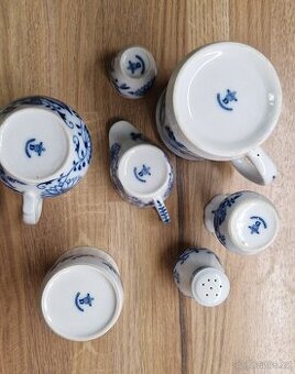 CIBULÁK – PORCELÁNOVÁ SADA 7 KS  (ČESKÝ PORCELÁN)