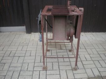 hoblovka - srovnávačka