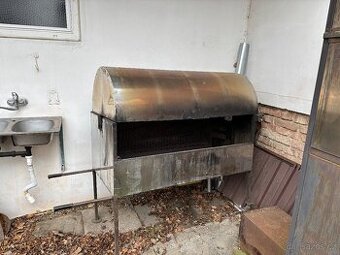 Vybaveni letni zahradky/ gastro