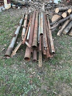 Různý hutní materiál ,vinkle, trubky