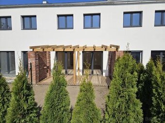 Novostavba RD v centru Rožnova pod Radhoštěm - 1