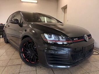 VW GOLF KOMBI eTSI DSG 2021 iQ LIGHT ODPOČET DPH