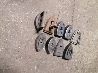 Staré nahřívací žehličky, stará žehlička