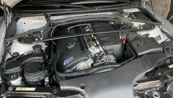 Motor S54B32 M3 E46 - servisovaný (stále v autě)