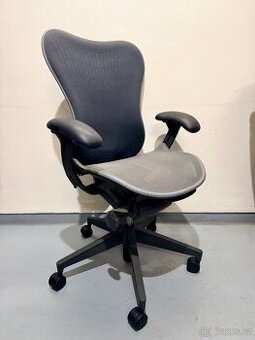 kancelářská židle Herman Miller Mirra 2