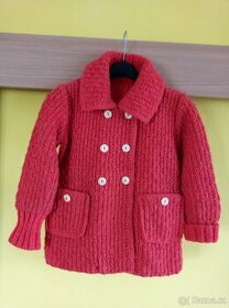 Prodám ručně pletený červený kabátek (sleva)
