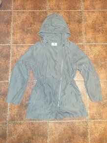 Tenký plášť H&M na jaro/léto/podzim vel.152 (11-12 let).